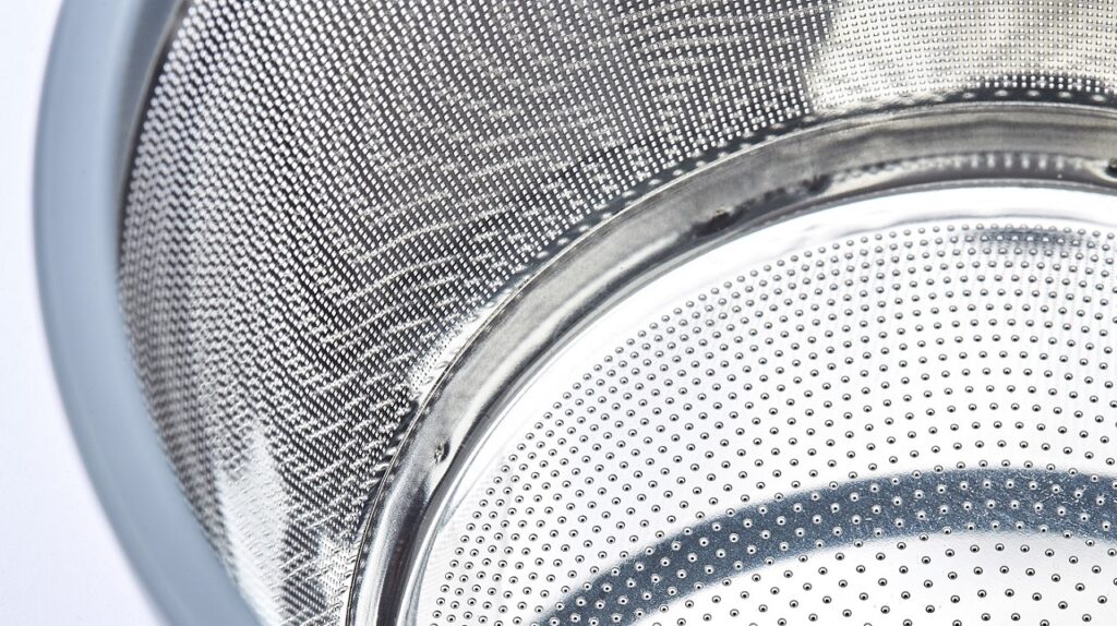 You can see etched holes on the coffee filter clearly.  A great example of consumer product design.